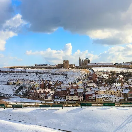 La Rosa 3* Whitby