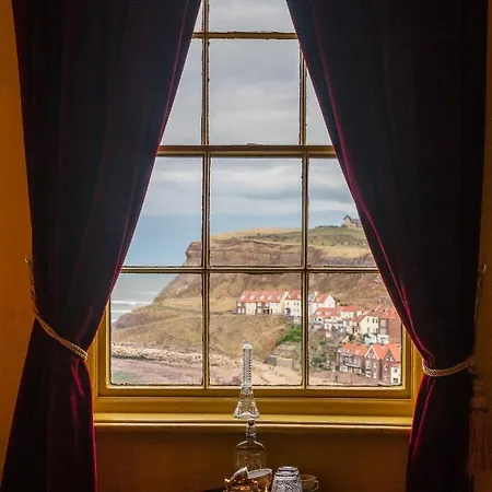 La Rosa 3* Whitby