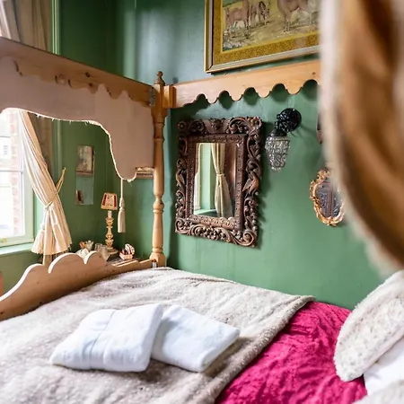 La Rosa 3* Whitby