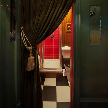 La Rosa 3* Whitby