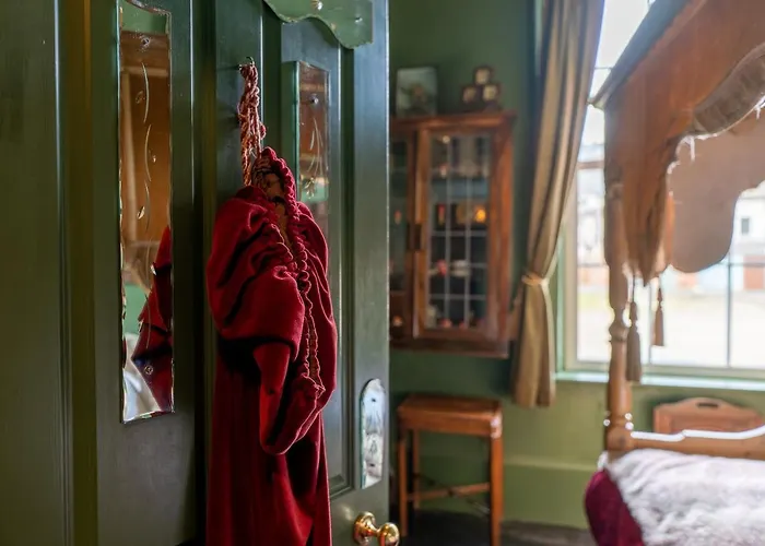 Hotel La Rosa Whitby